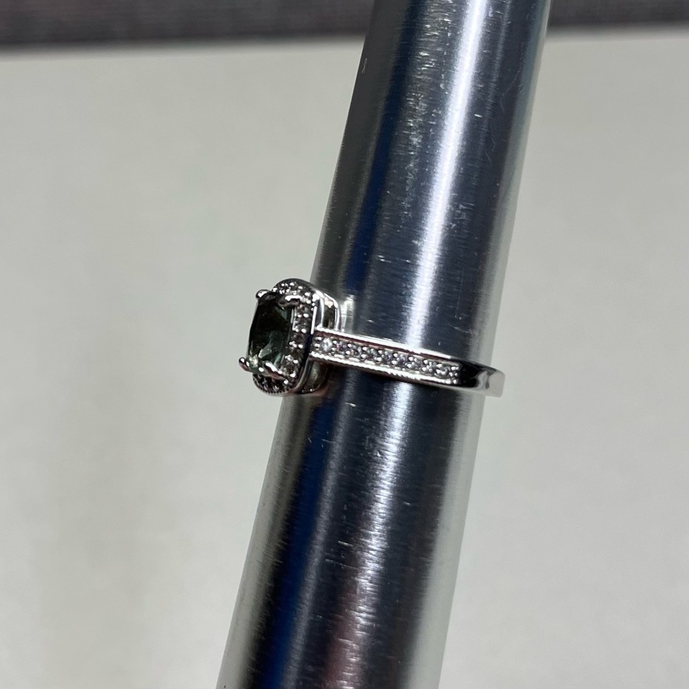 Sage Green Gemstone Ring - Picture 4 of 6
